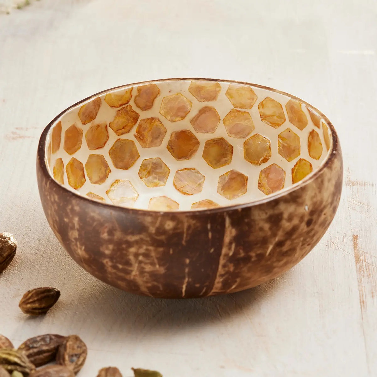Honeycomb Bee Bowl